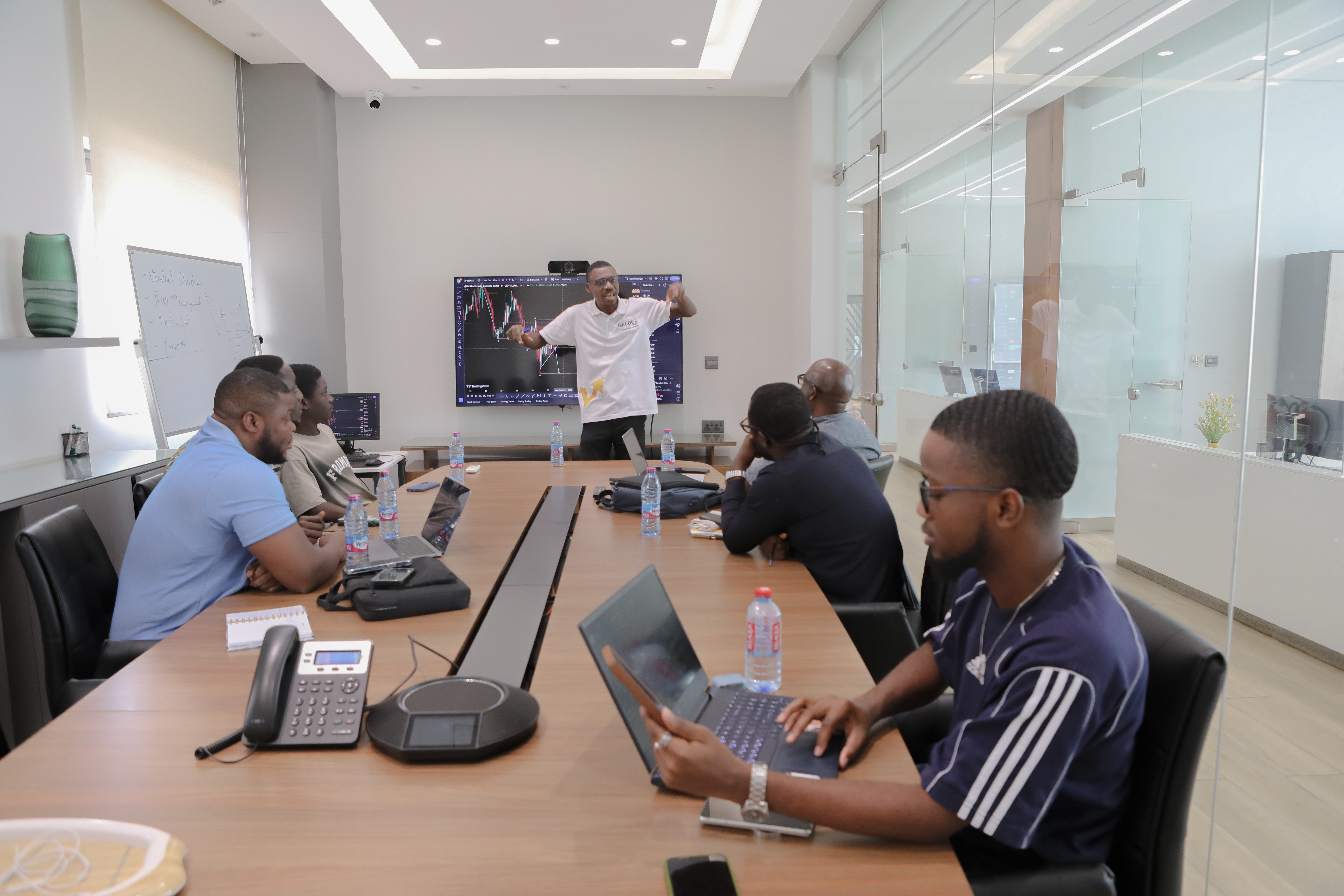 Geldex Forex Academy Training Session - Professional Trading Education